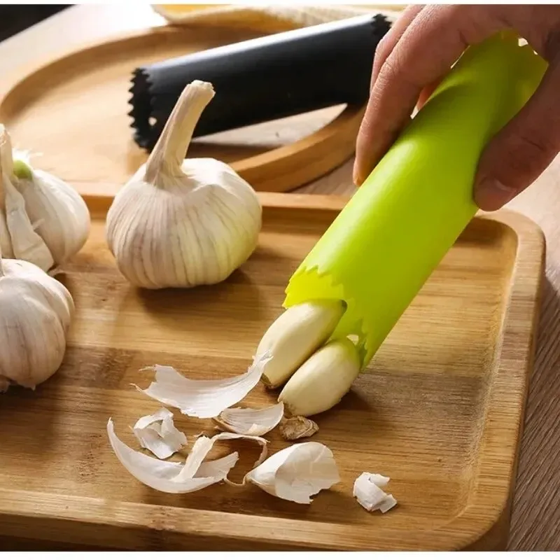 Kitchen Gadgets That Are Useful - Sarımsak Soyucu Tüp Soyma Sarımsak Soyma