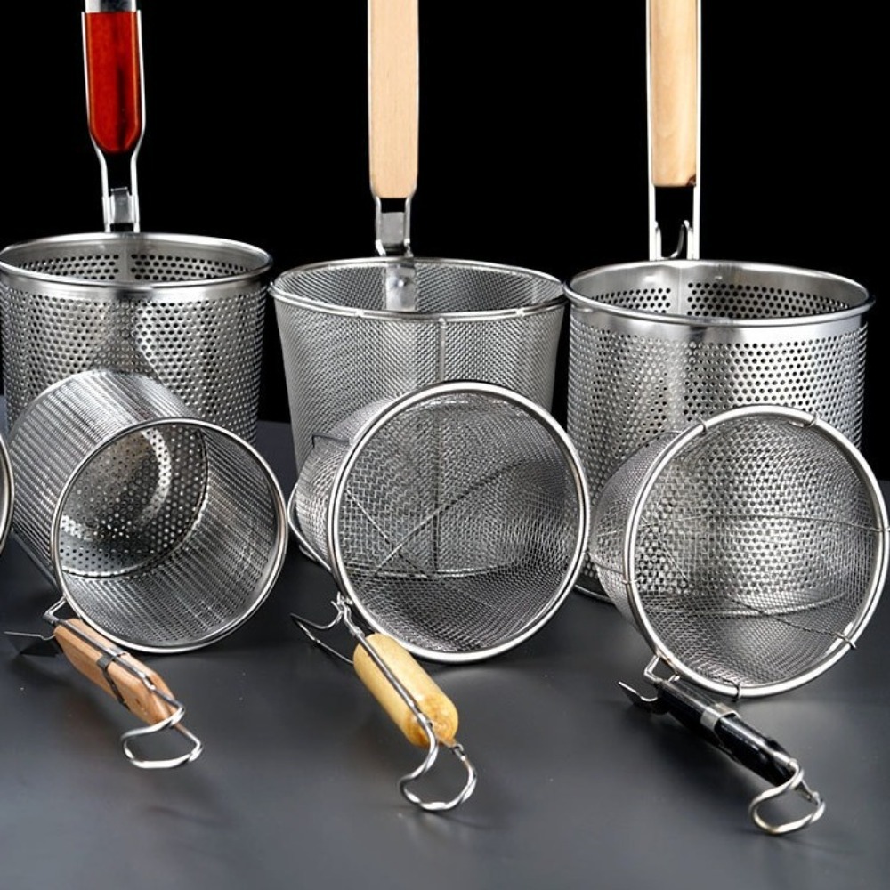 Kitchen Gadgets Pasta - Kalınlaştırılmış Paslanmaz Çelik Huni Ahşap Saplı
