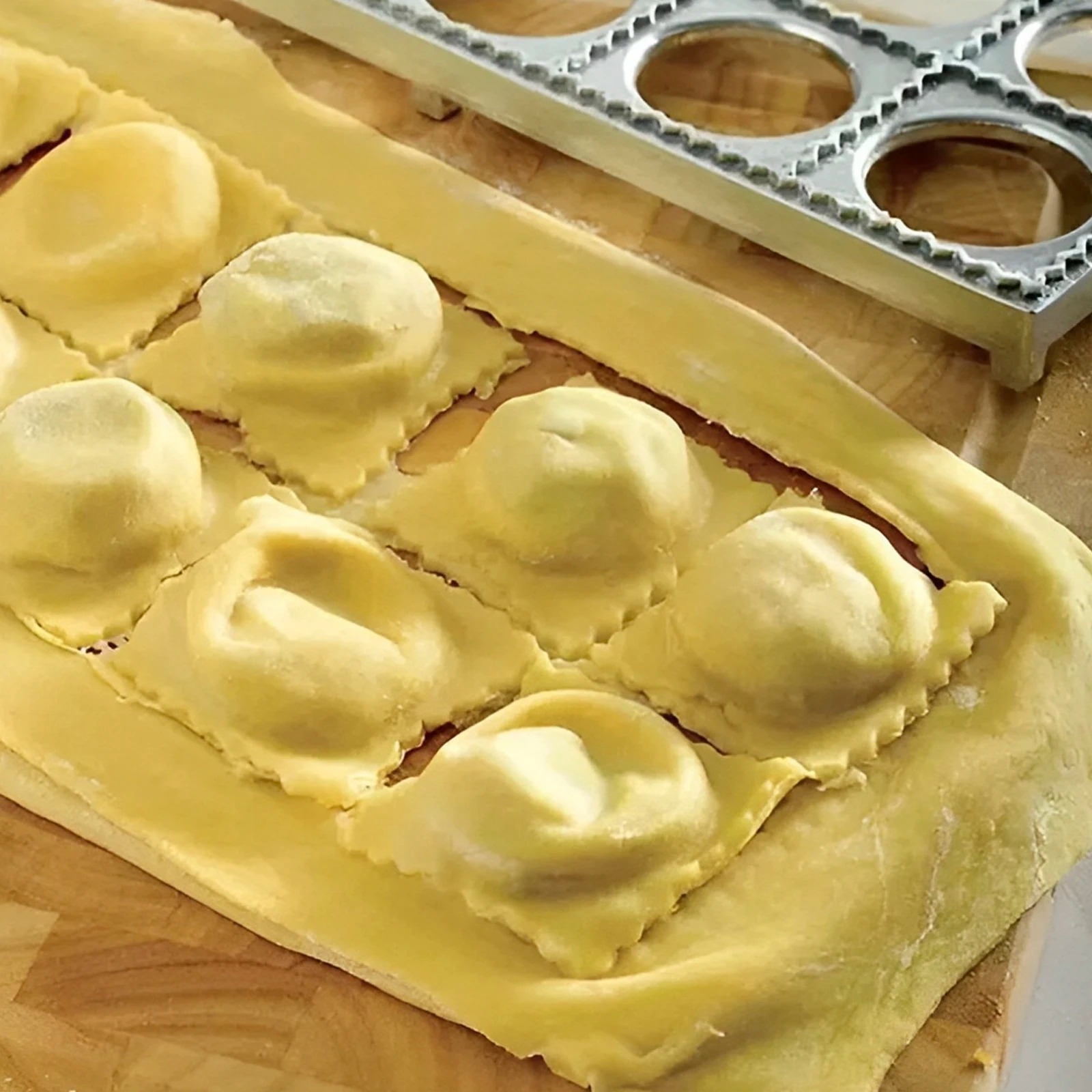 12 Delikli Mantı Kalıbı, Manue - Kitchen Gadgets Latest incelemesi ve fiyatı